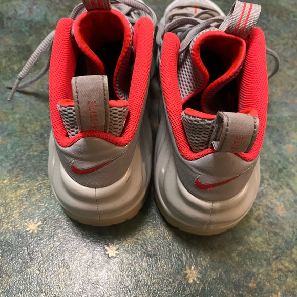 Nike Foamposite - Picture 4 of 6